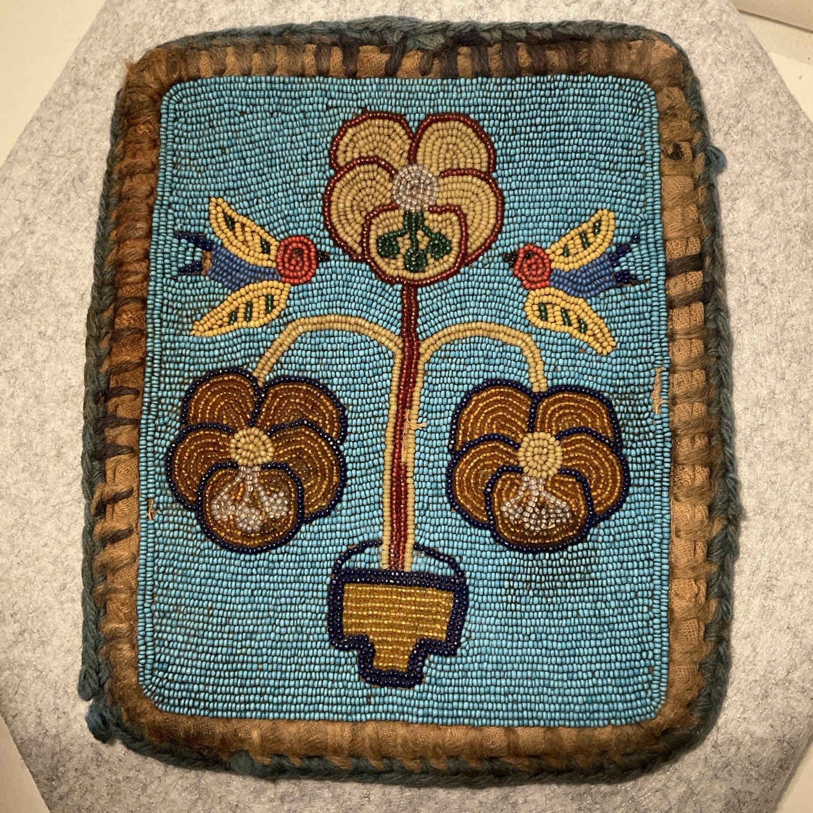 Vintage Native American Beaded Hot Pad Trivet 7” Flower With Birds Colorful Vintage Native American Beaded Hot Pad Trivet 7” Flower With Birds Colorful