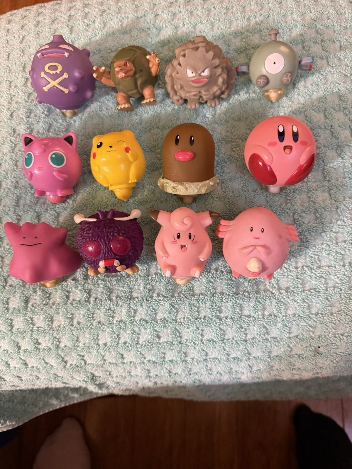 Vintage 1999 2000 Burger King Pokemon Rev-Tops 11 Of 12 From 1999 & Pikachu 2000