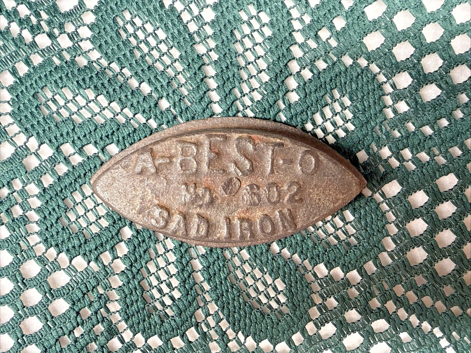 A-BEST-O No 602 Miniature Sad Iron 3.5\