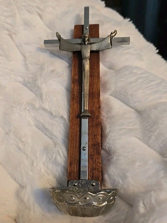 Wood metal wall hanging crucifix Jesus water font shrine altar cross 7