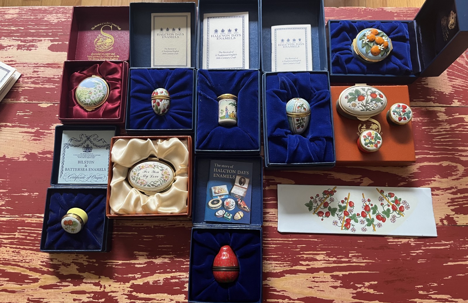 Bilston Enamel Box Strawberry Collection Halcyon Days Battersea