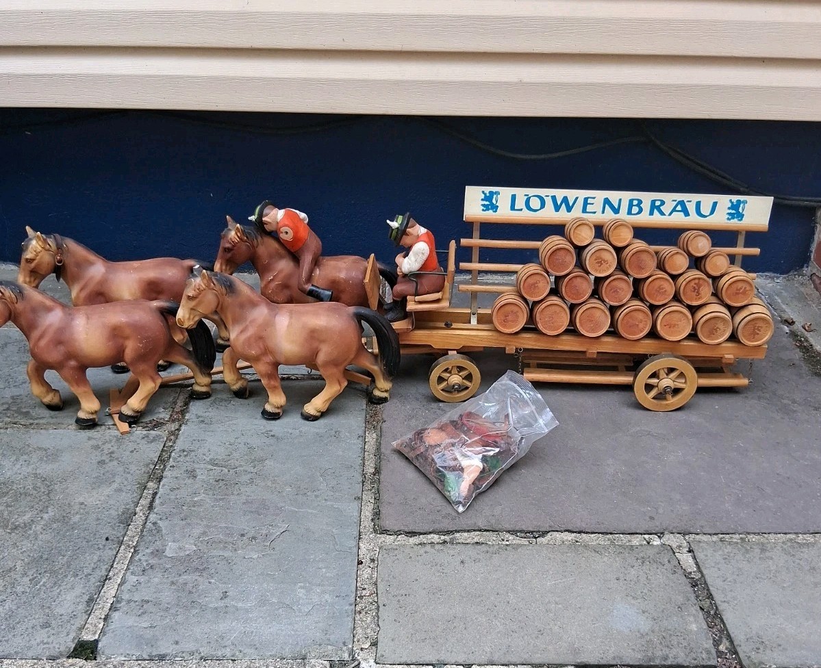 Vintage NY Worlds Fair Lowenbrau Beer Wagon Display Horses Driver Rider Barrels Vintage NY Worlds Fair Lowenbrau Beer Wagon Display Horses Driver Rider Barrels