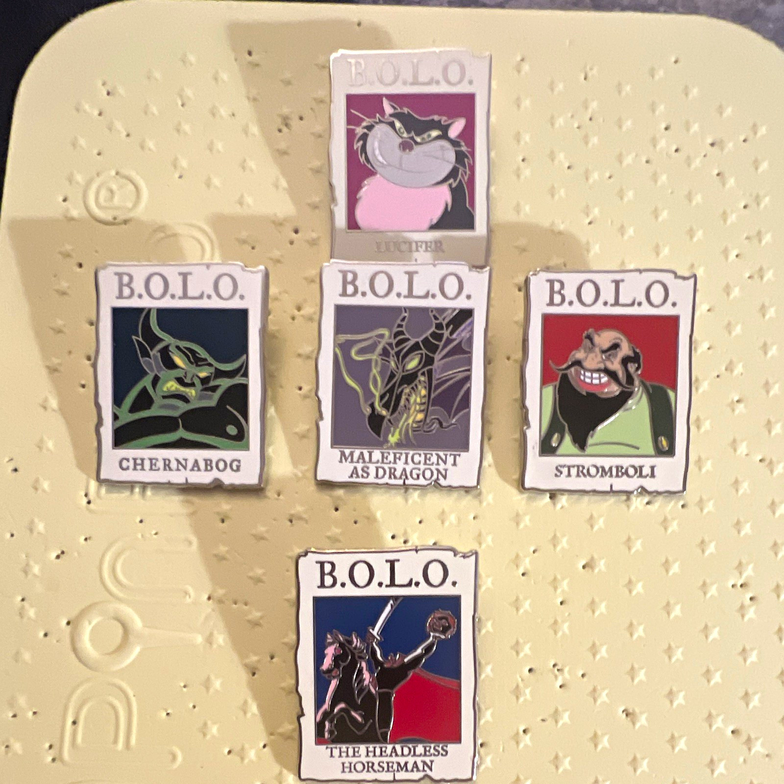5 Disney Parks Cast Member Exclusive B.O.L.O. Villains Pins