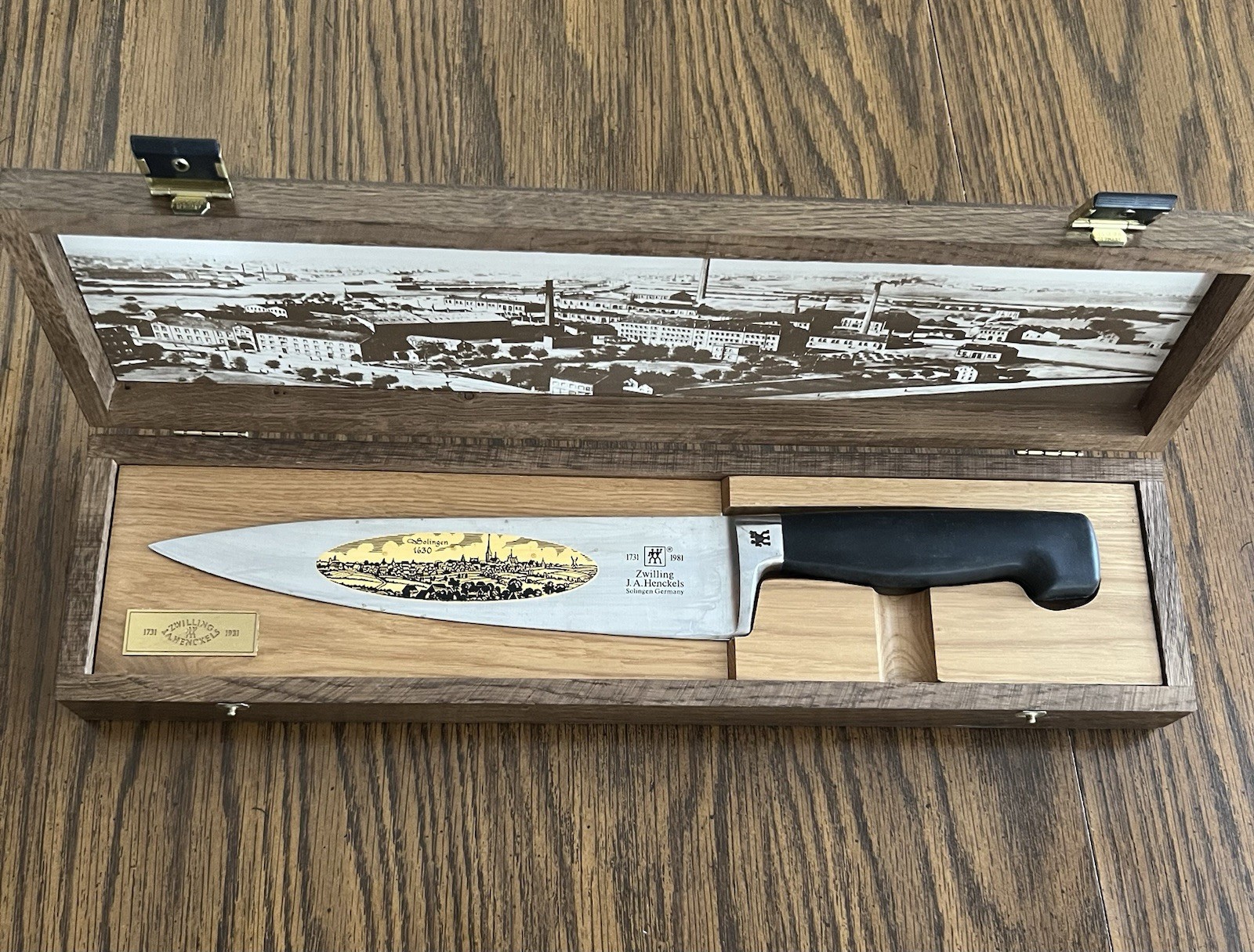Zwilling JA Henckels Solingen Germany 1731-1981  Knife In Wood Case