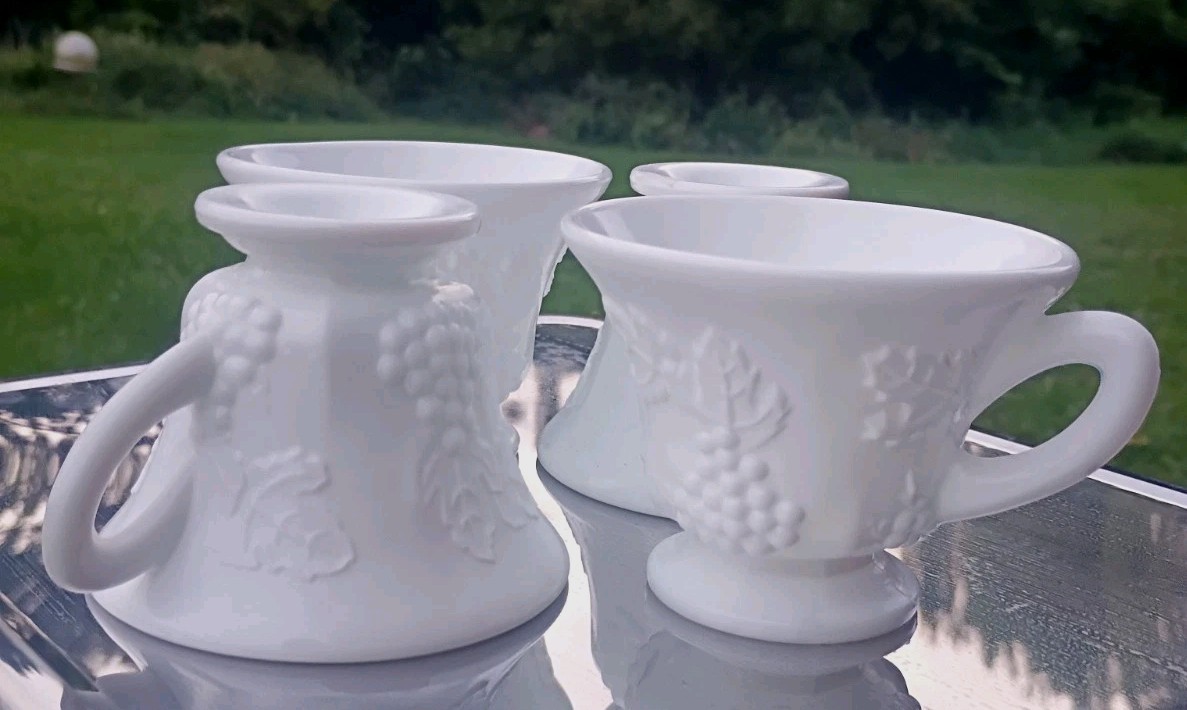 Vintage Indiana Glass Milk Glass Harvest Grape Punch Cups – Set of 4 Footed Mugs Vintage Indiana Glass Milk Glass Harvest Grape Punch Cups – Set of 4 Footed Mugs