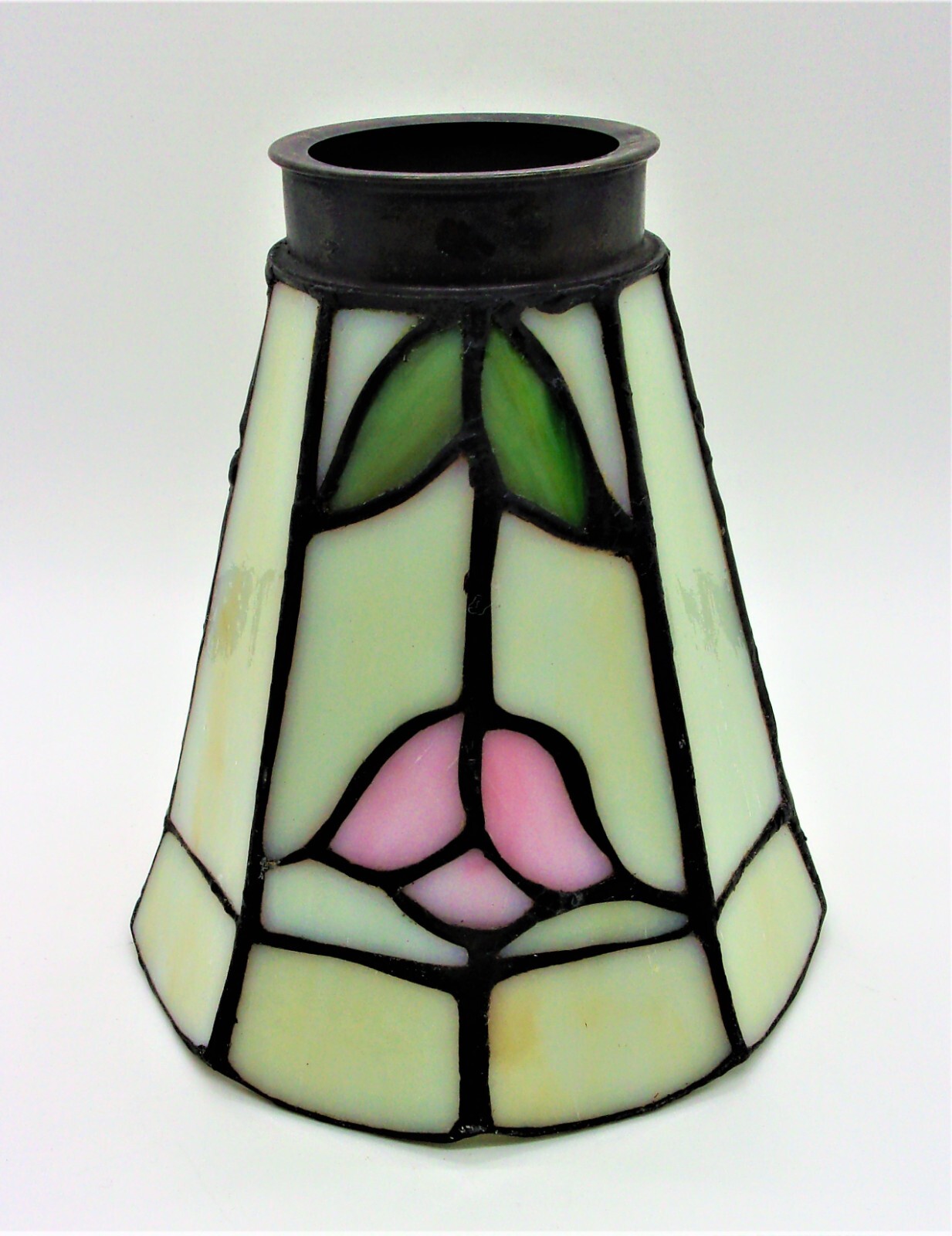 Angelo Brothers Company - Tiffany Bell Stained Glass Lamp Shade #81266 Angelo Brothers Company - Tiffany Bell Stained Glass Lamp Shade #81266