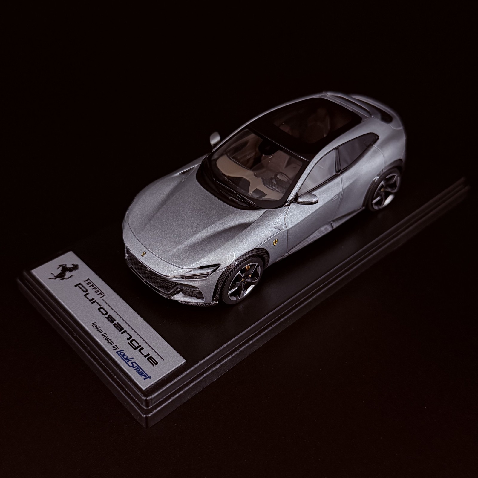 1:43 Ferrari Purosangue Metallic Silver – Limited Edition 99 pcs LookSmart