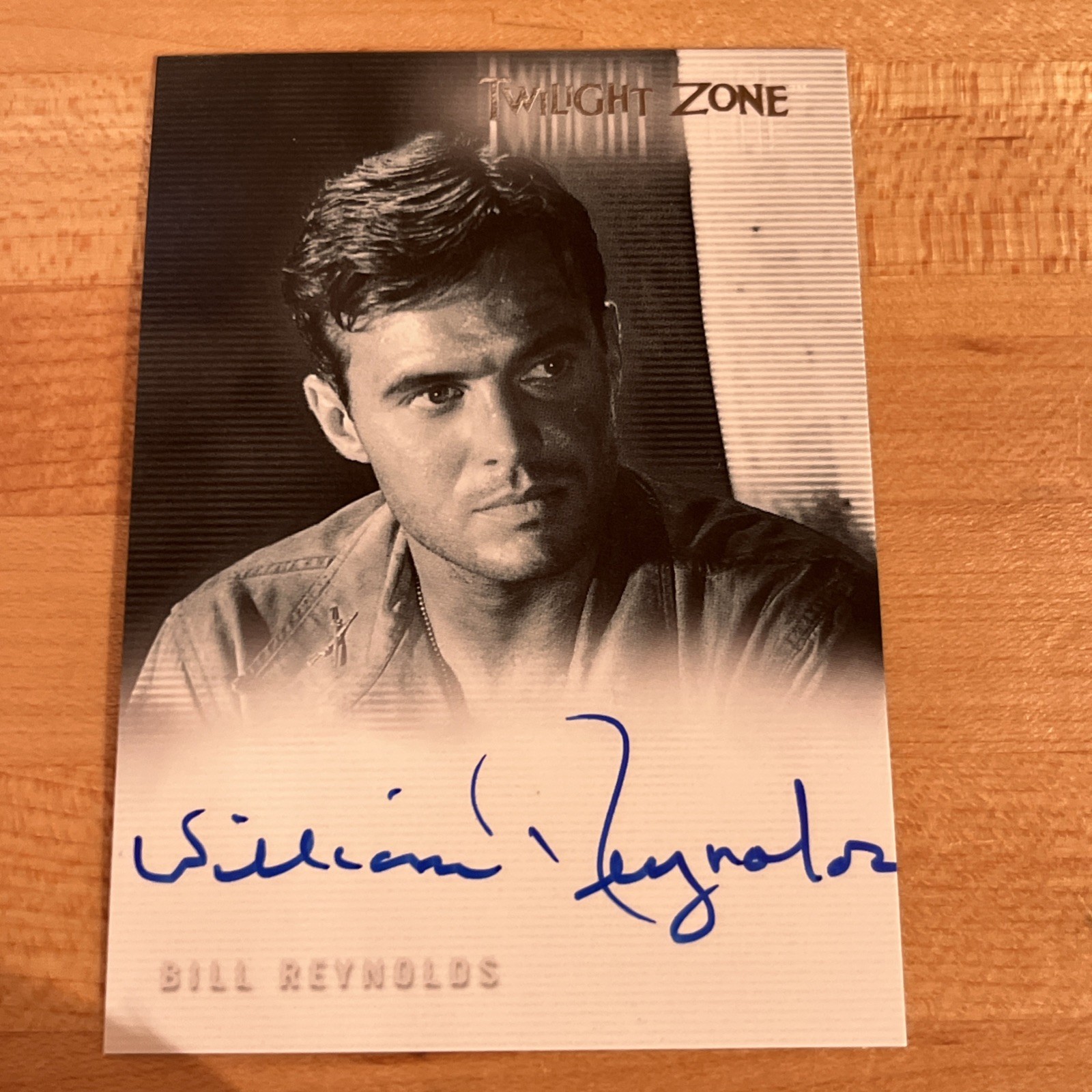 2002 Rittenhouse TWILIGHT ZONE BILL REYNOLDS AUTOGRAPH Card #A-55