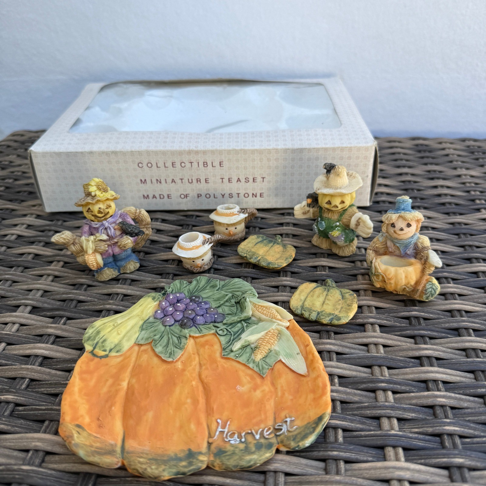 Vintage 1995 Wong\'s Harvest Scarecrow Miniature Tea Set Pumpkin 78411 Box