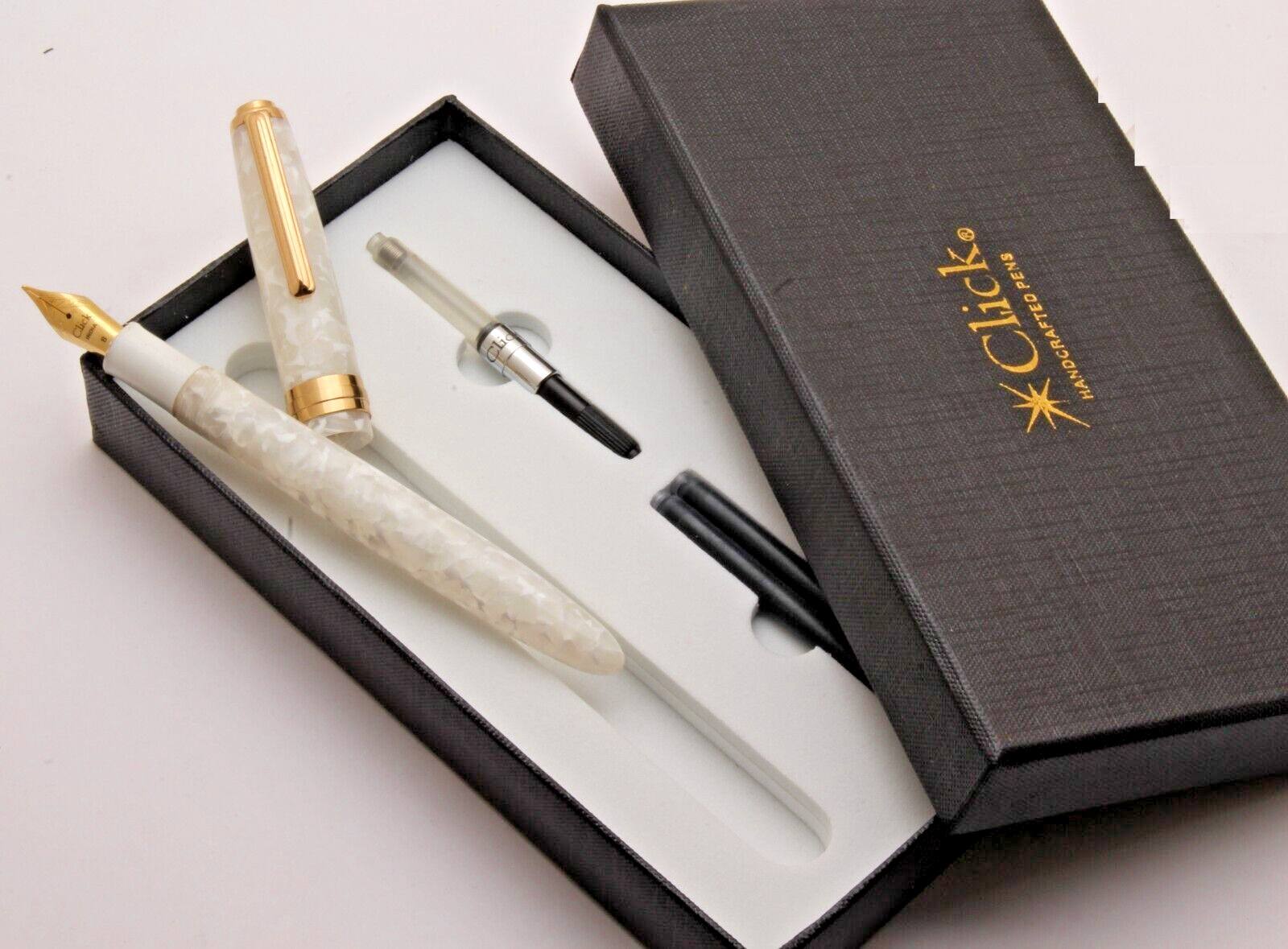 Click Falcon Velvet White Acrylic Body Fountain Pen With Golden Trims New In Box Click Falcon Velvet White Acrylic Body Fountain Pen With Golden Trims New In Box
