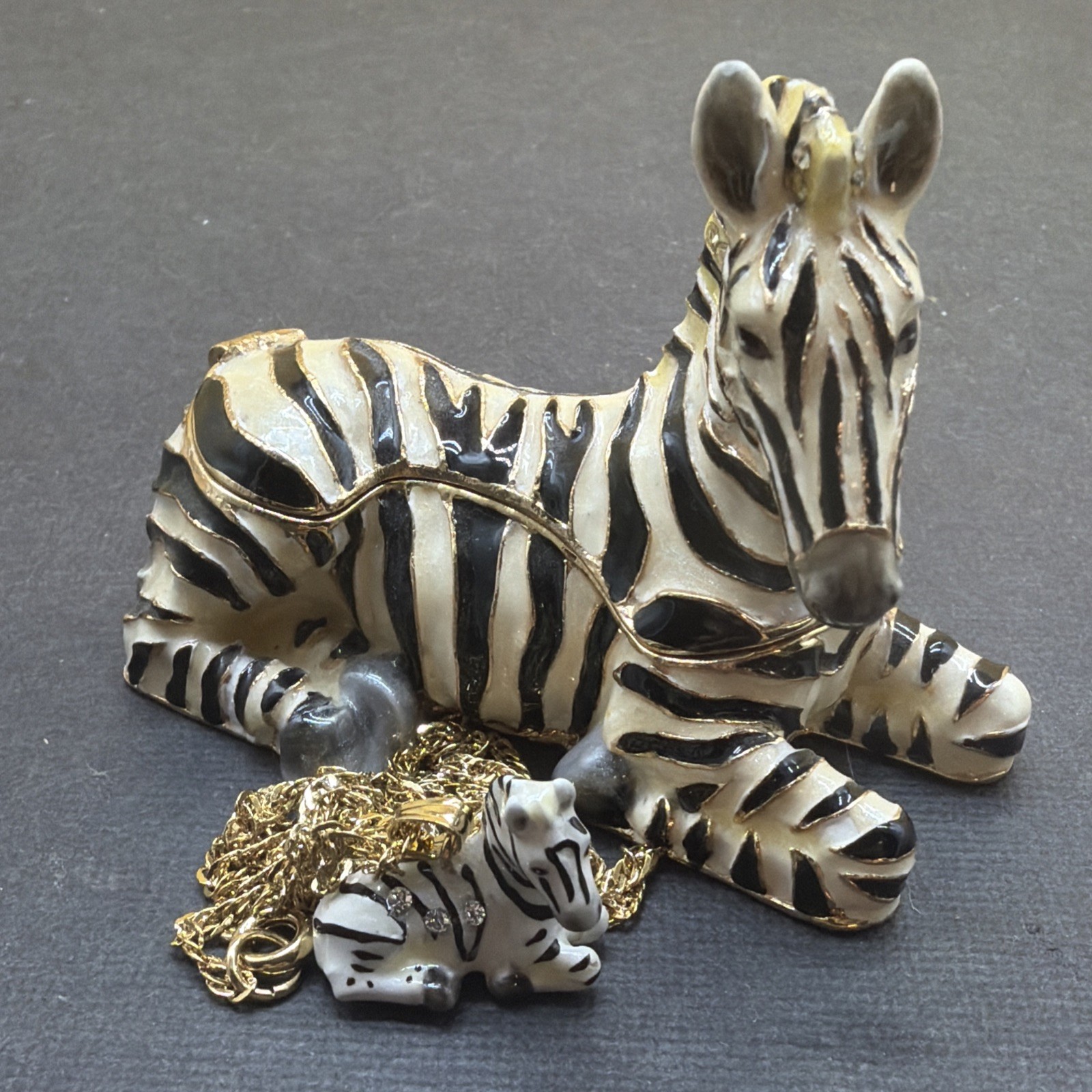 Zebra Pewter Bejeweled Hinged Large 3”  Trinket Box Mint W/ Necklace