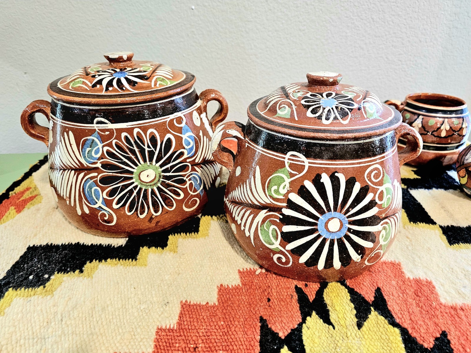Rare Vintage Tlaquepaque Lidded Pot Set 1930s Cobalt Blue & Mid-Century Green Rare Vintage Tlaquepaque Lidded Pot Set 1930s Cobalt Blue & Mid-Century Green