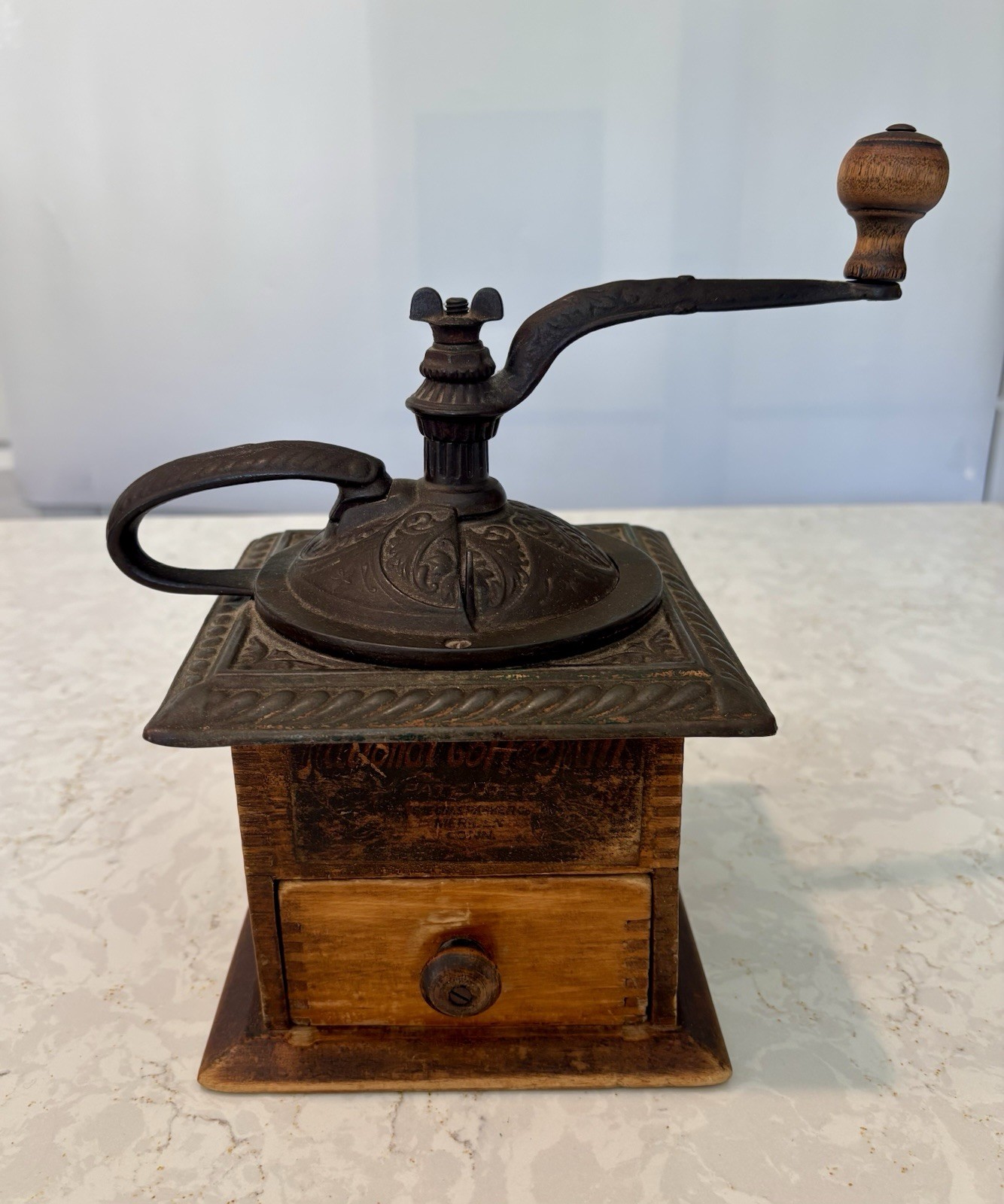 Antique Parker’s National Coffee Mill No. 431 Cast Iron Wood Grinder Meriden CT
