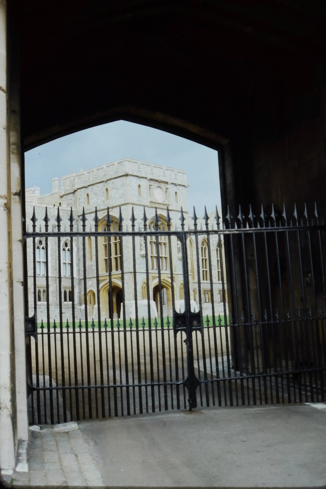 c1960\'s Kodachrome 35mm Slide, Windsor Castle Gateway Iron Gate England British