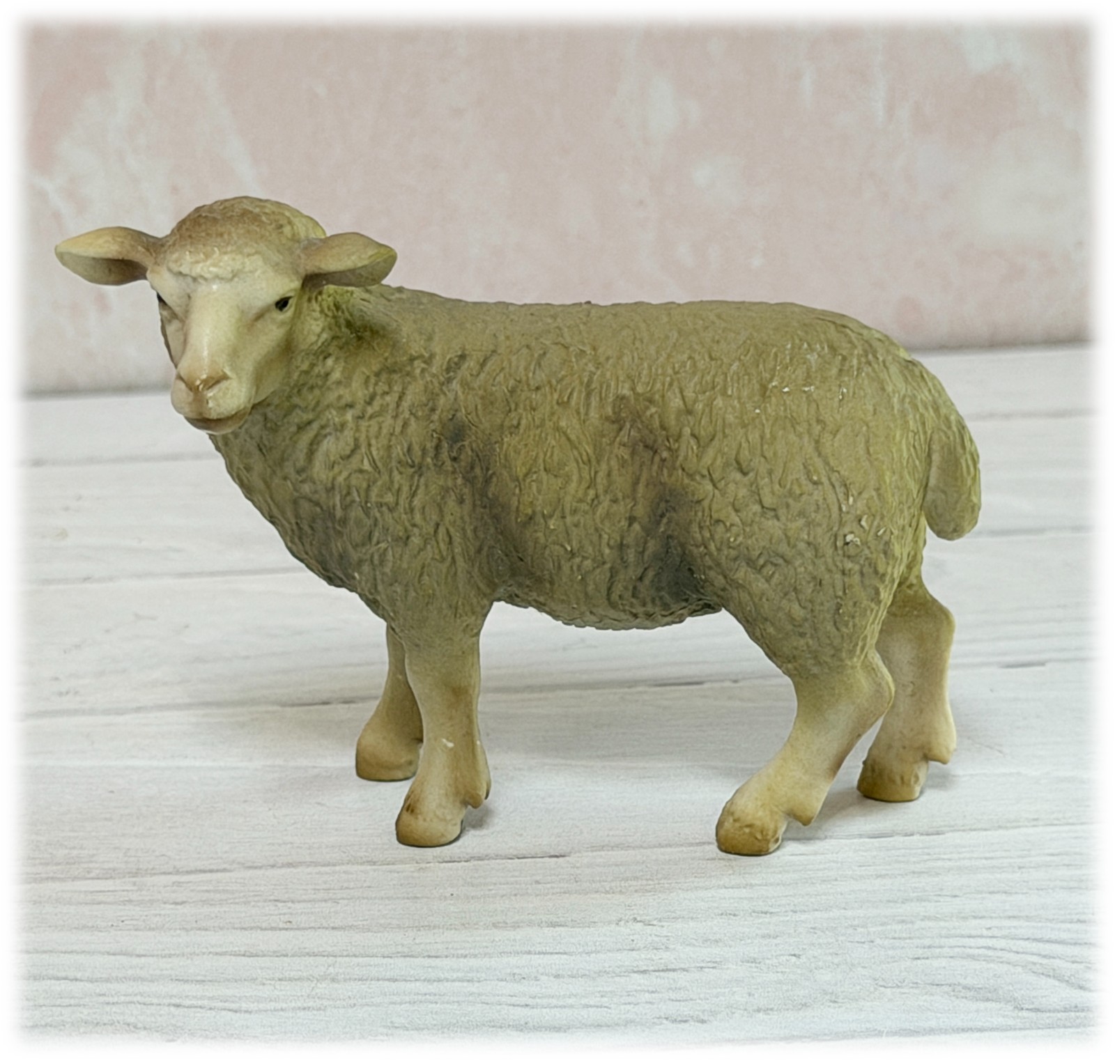 Schleich 2003 Retired Ewe Female Sheep Farm Animal Figure Toy Retired 13283