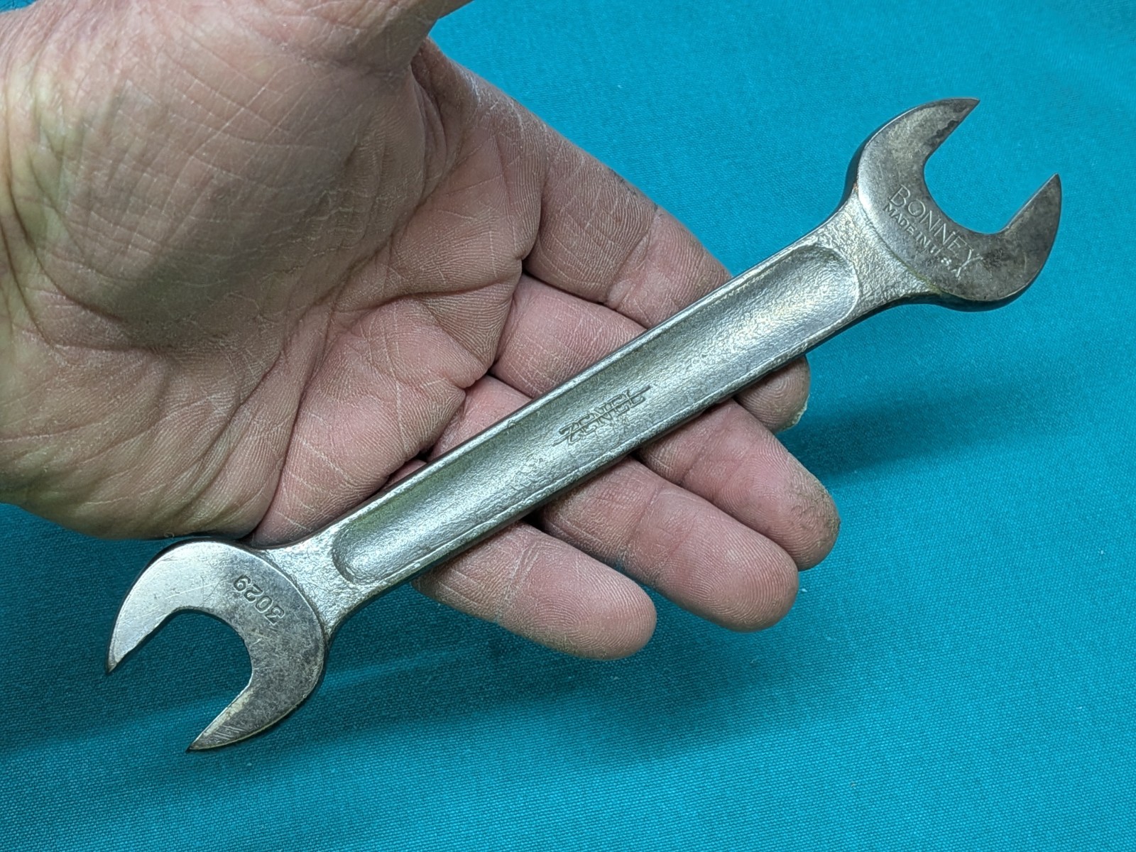 VTG Bonney # 3029 Open End Wrench  11/16\