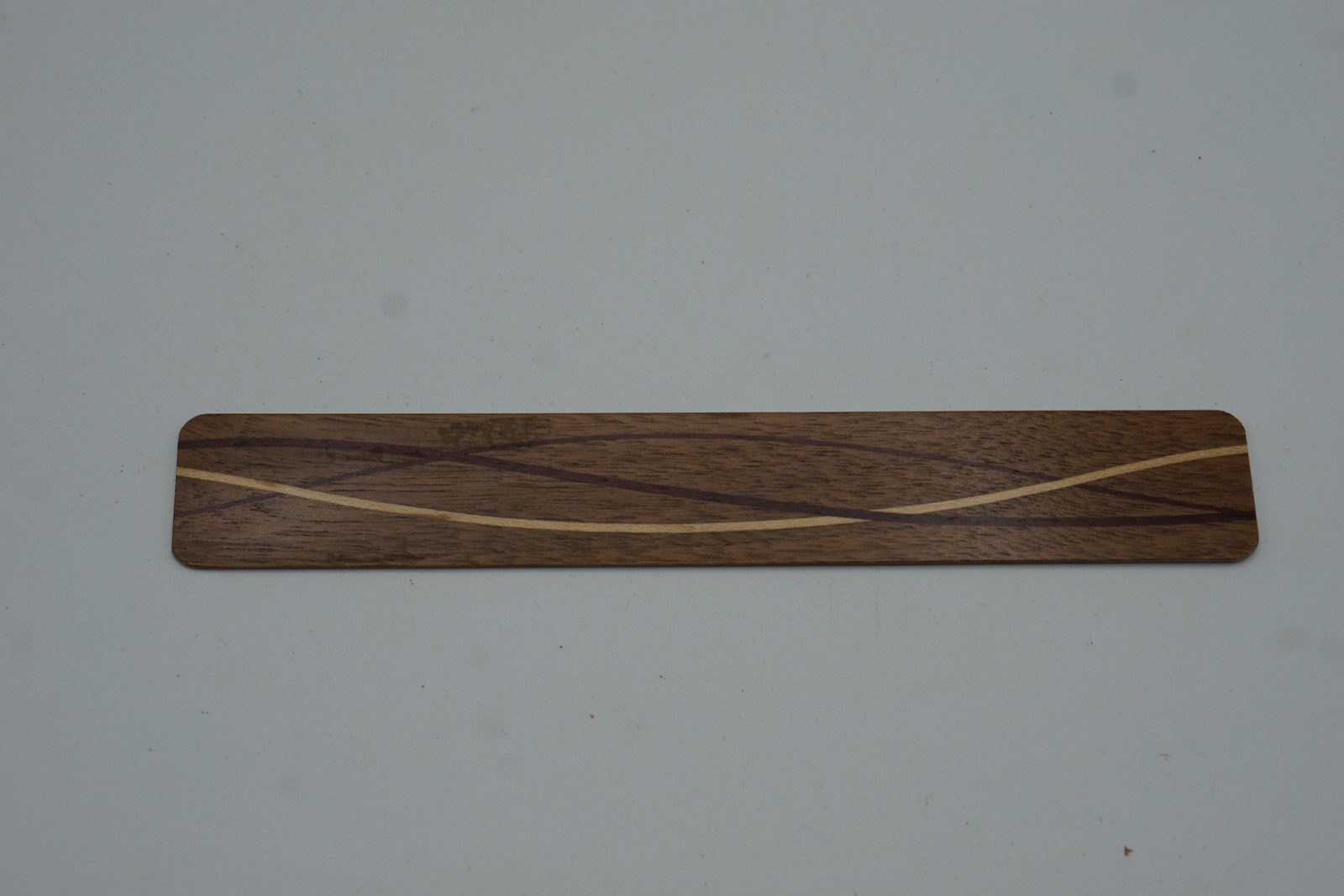Handcrafted Inlaid Wood Bookmark - Geometric Wave Design - 5.5 Inch