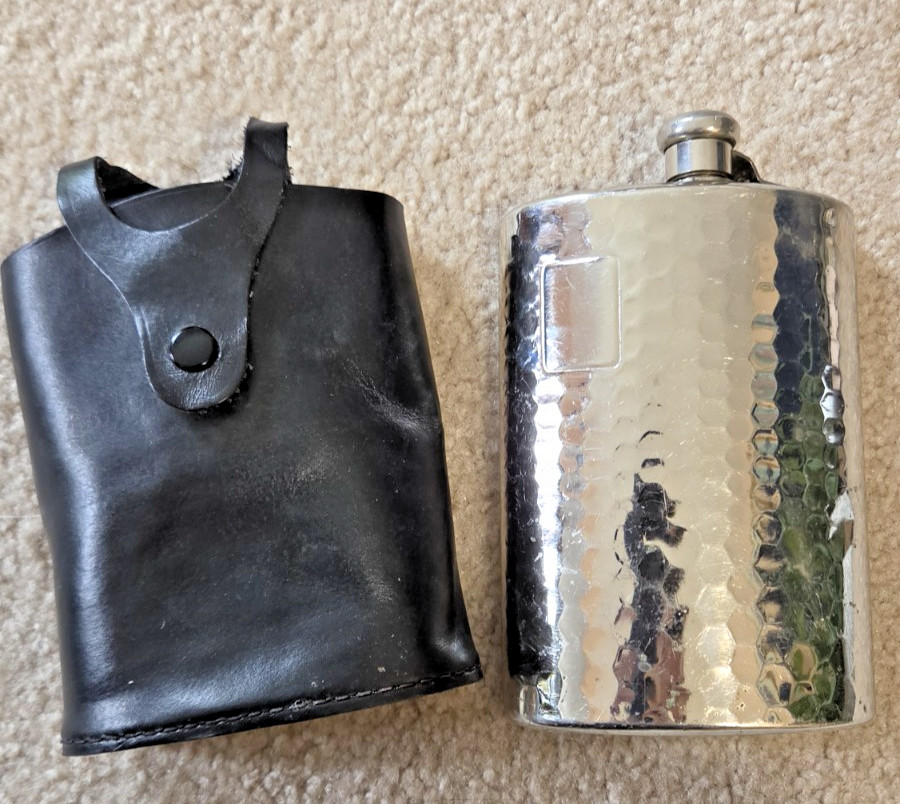 Vintage Hammered Metal 16 oz Flask & leather case Austria MCM Barware Vintage Hammered Metal 16 oz Flask & leather case Austria MCM Barware