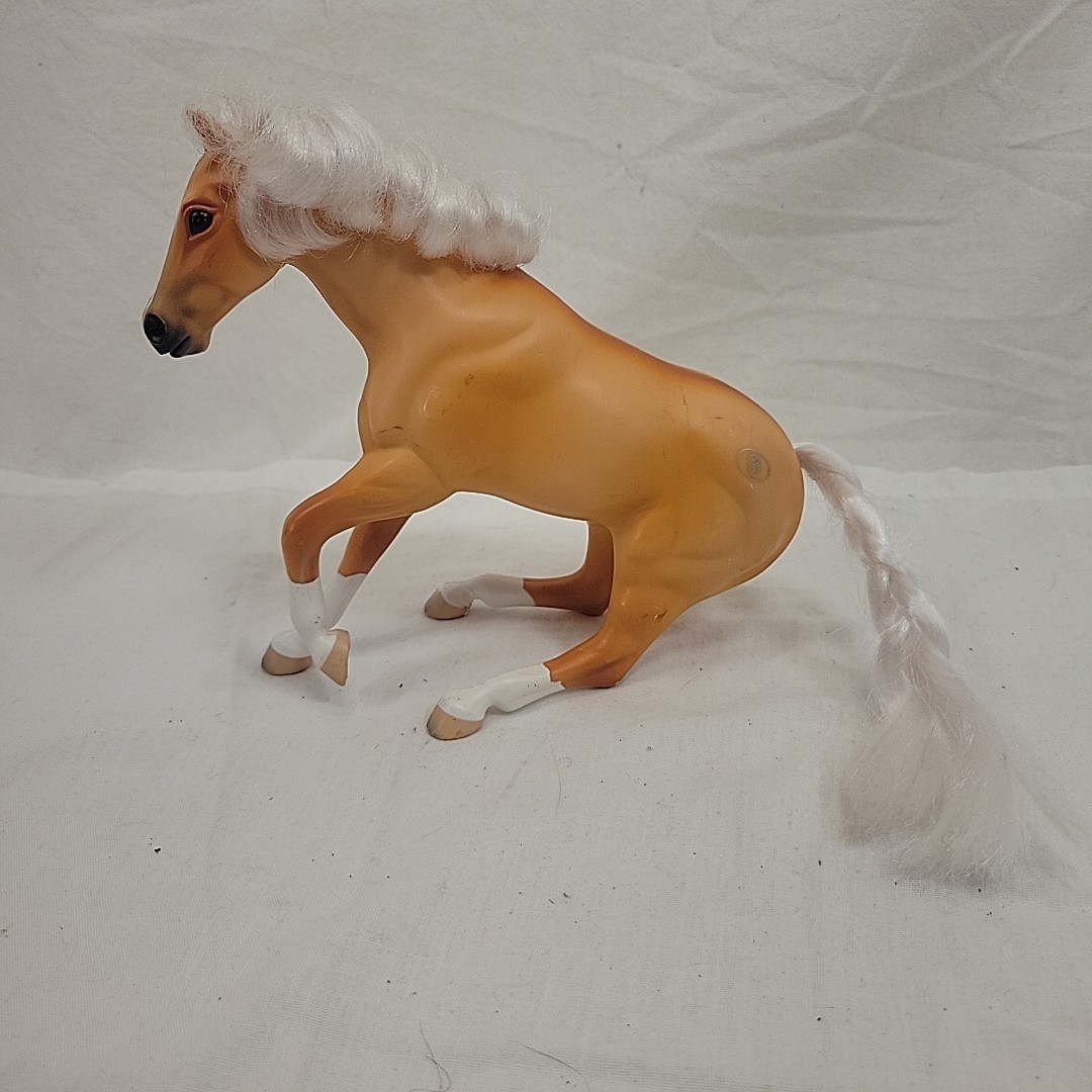2000 Empire Horse Figure Tan With White Hair Y2k