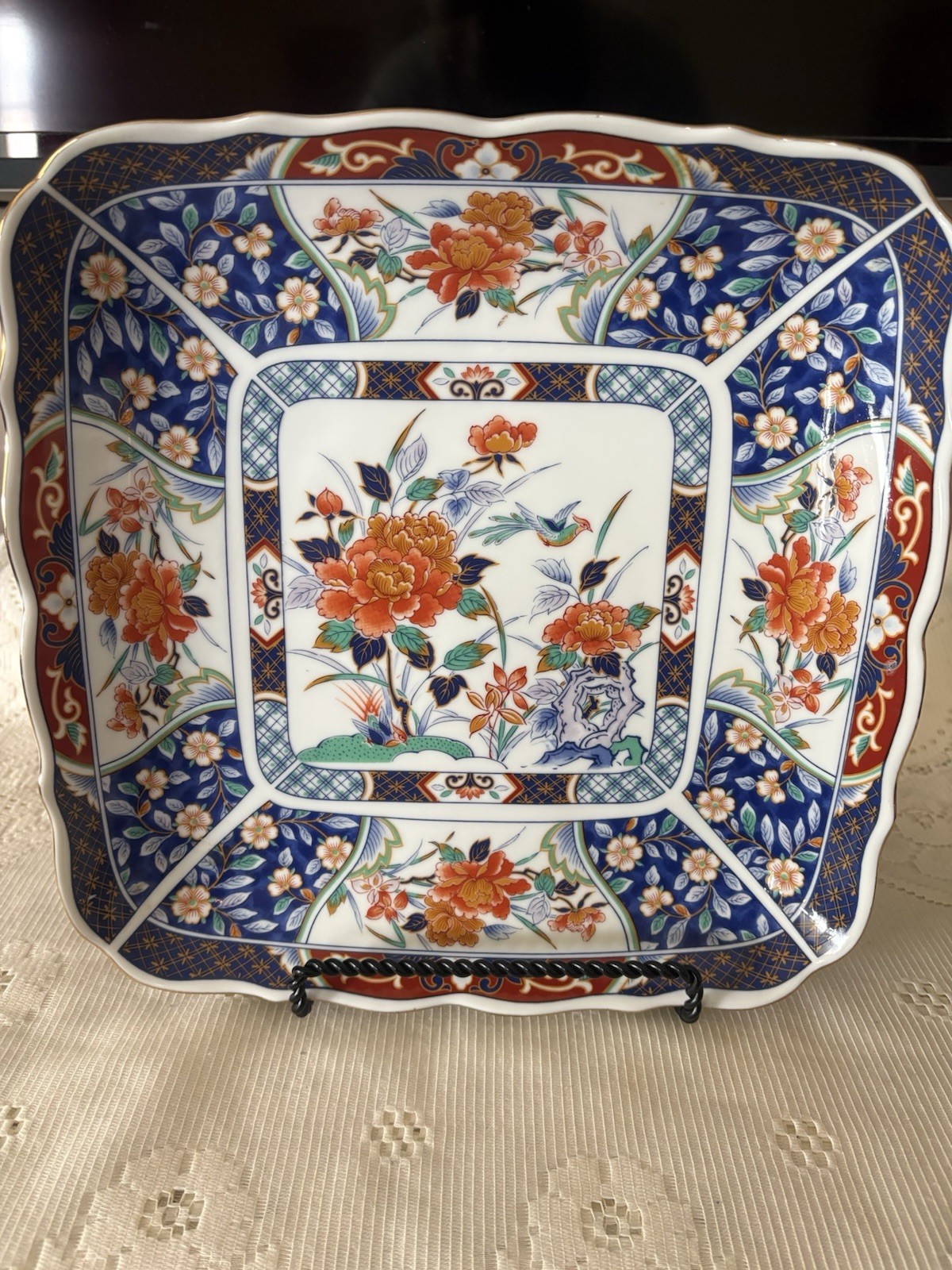 Japanese Imari porcelain square serving dish scalloped edge footed base