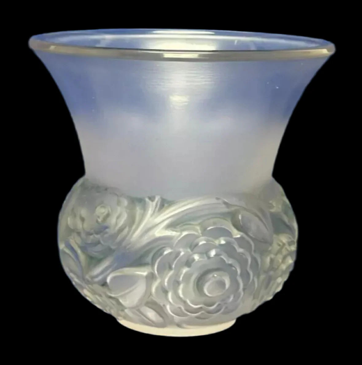 Vintage Rene Lalique Renoncules Opalescent France 6” Flower Vase