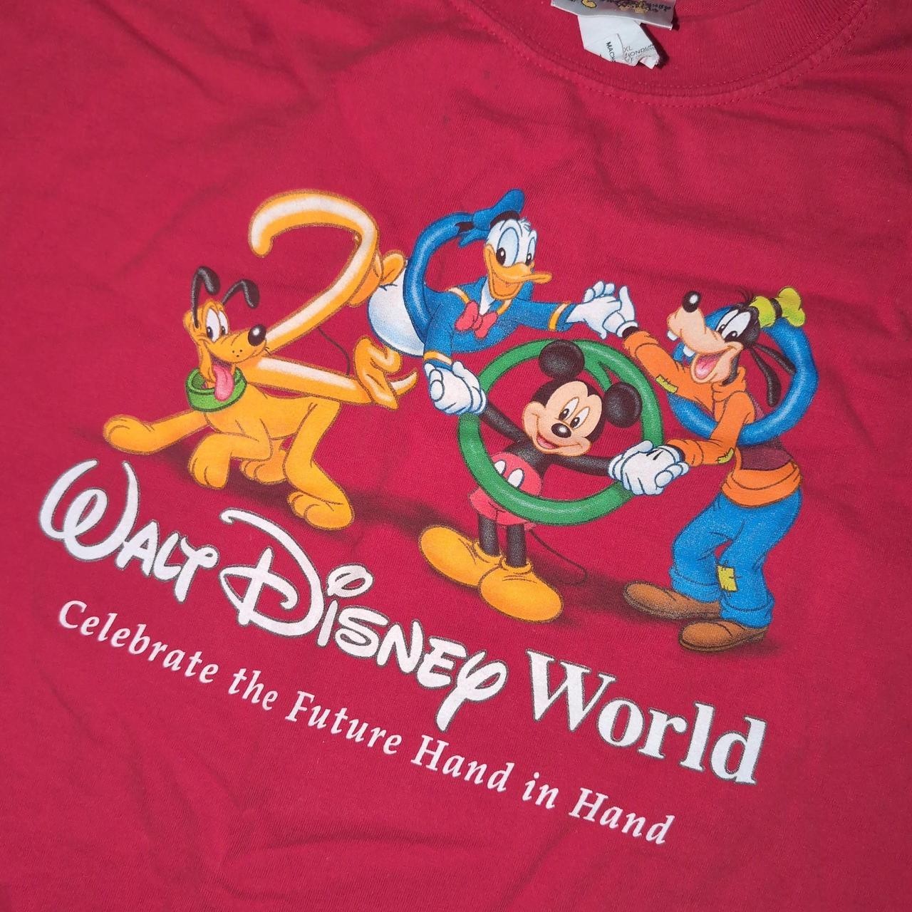 VTG 2000s Millennium Disney World Character Shirt Size XL