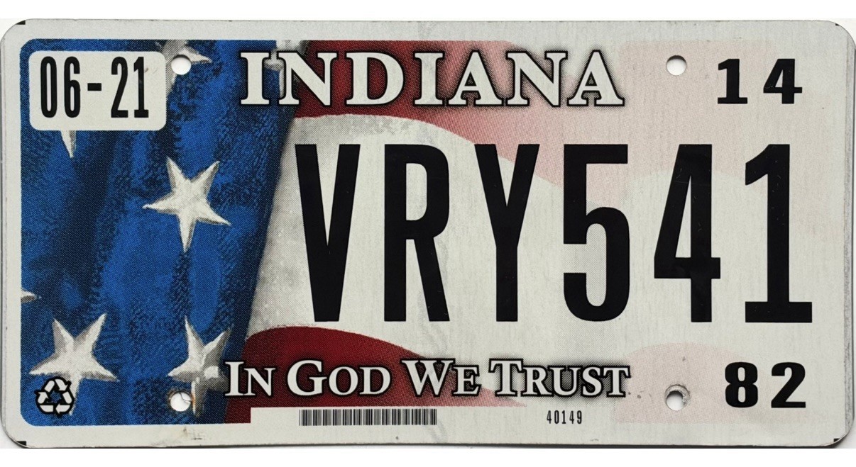 *BARGAIN BIN*  2014 Base Indiana In God We Trust Flag License Plate #VRY541