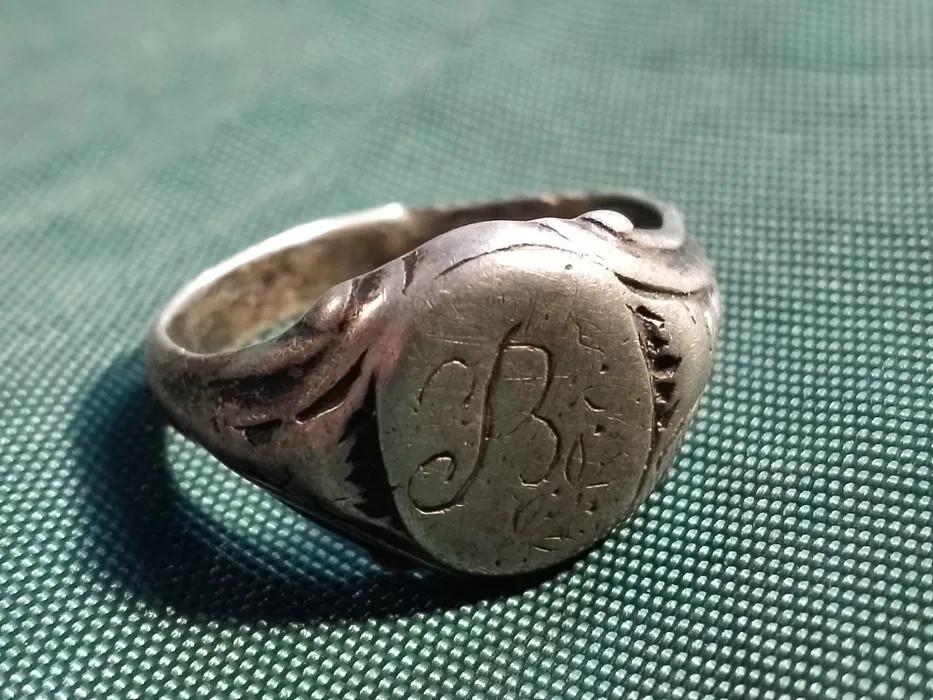 WWII German Silver Signet Ring Monogram Initial B Vintage WWII WWII Era 6.55g WWII German Silver Signet Ring Monogram Initial B Vintage WWII WWII Era 6.55g