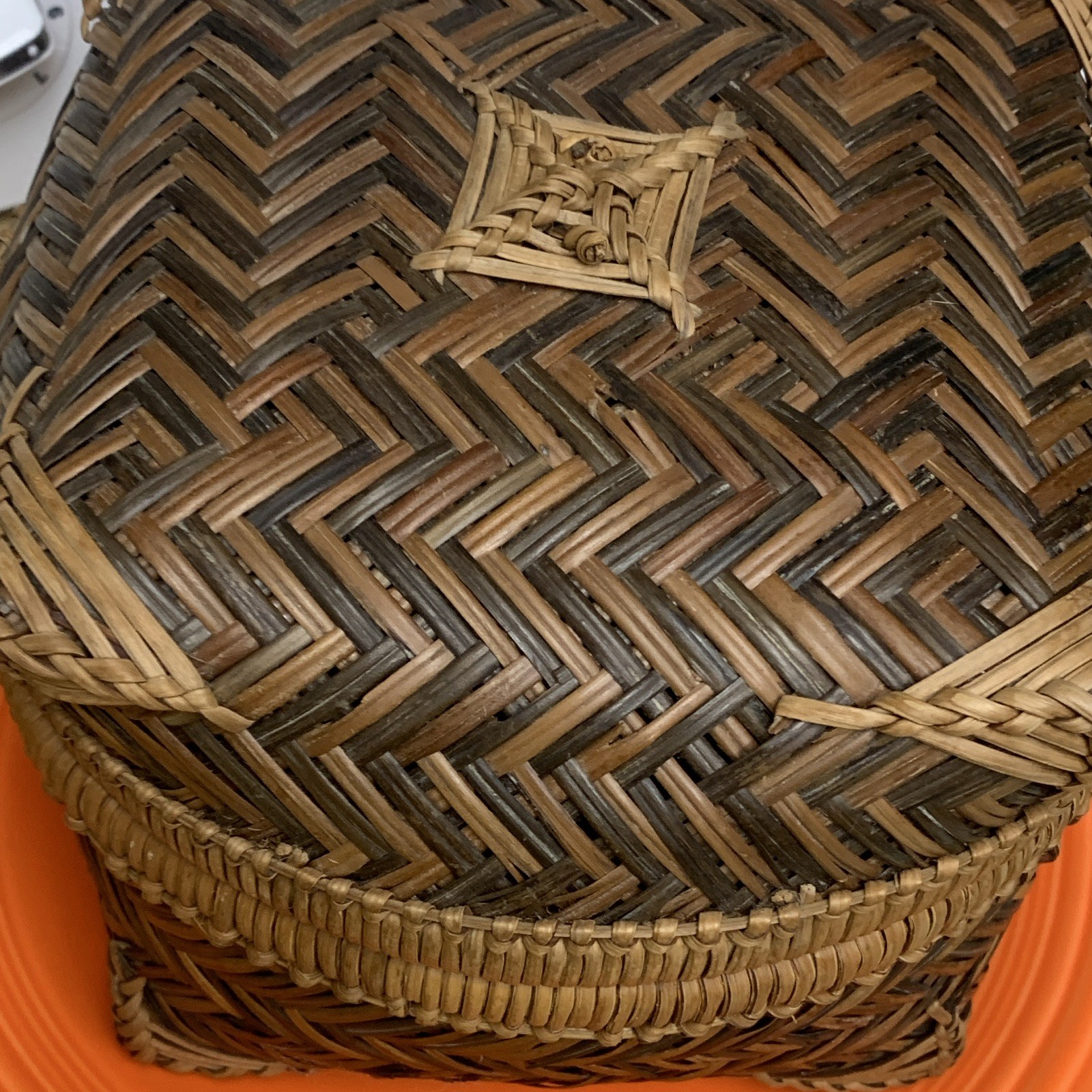 Vintage Asian Woven Bamboo Lidded Basket Trinket Box Rattan Chevron Herringbone