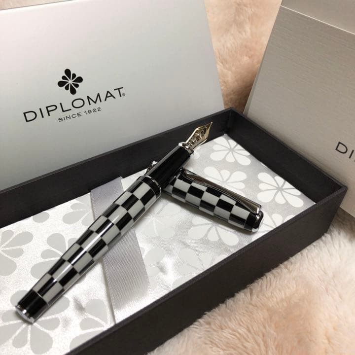 Discontinued Diplomat Fountain Pen Excellence A Roma 14k Gold Nib F #9a63e8
