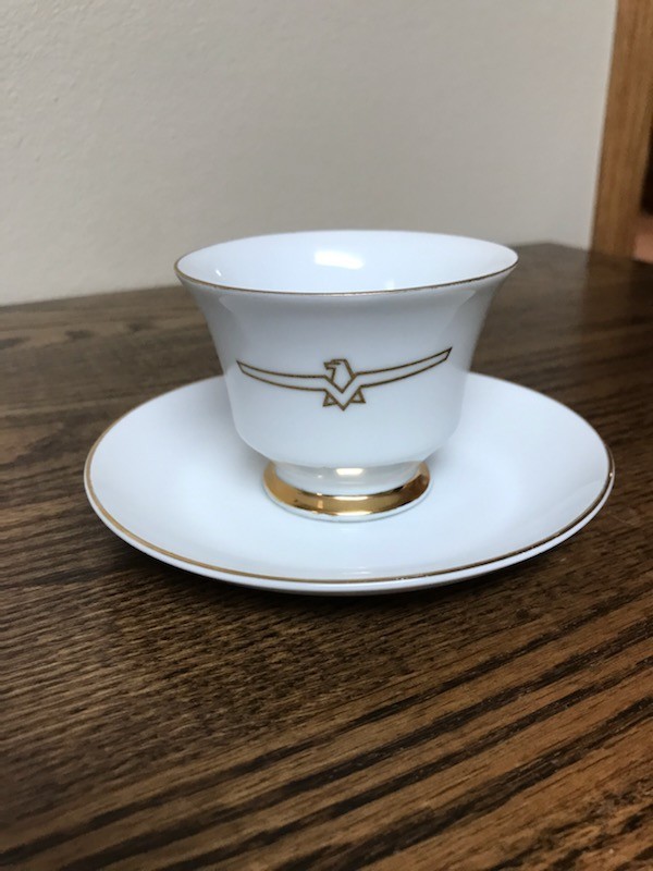 THUNDERBIRD AIRLINES SOUP BOWL CUP AND SAUCER INARCO E2649