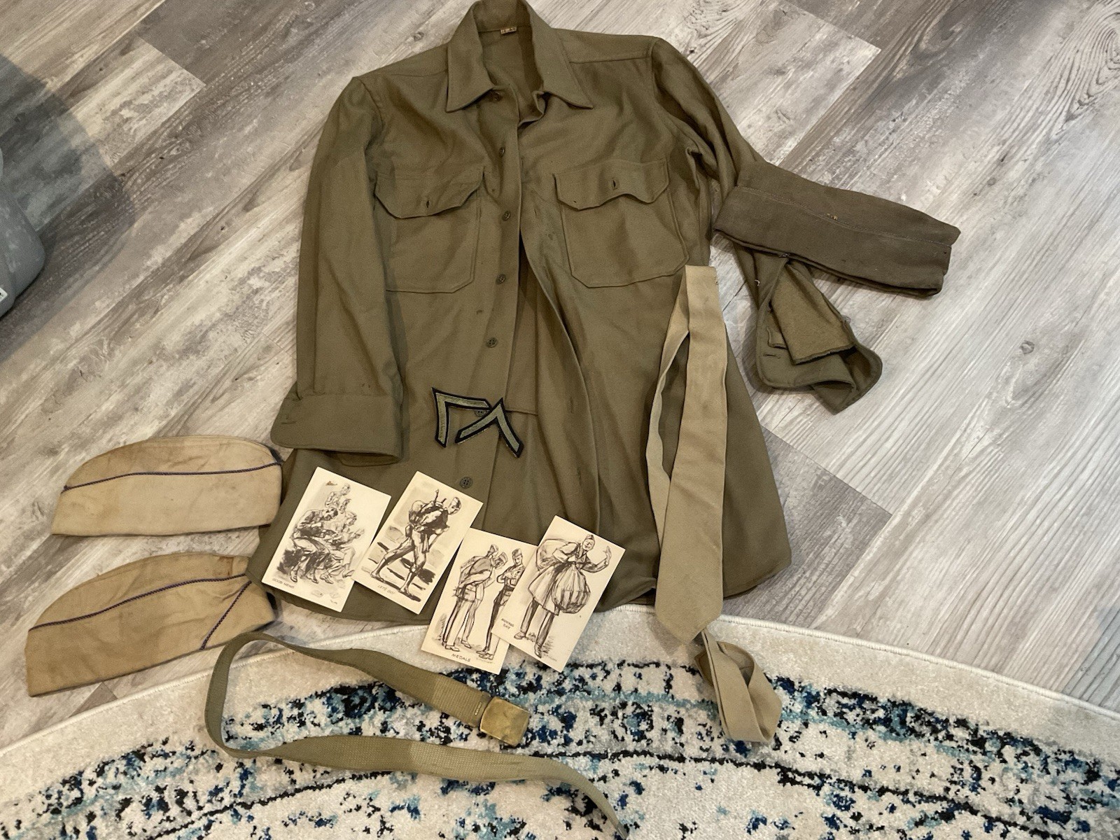 ORIGINAL WWII USAAF VETERAN CLOTHING ETC LOT