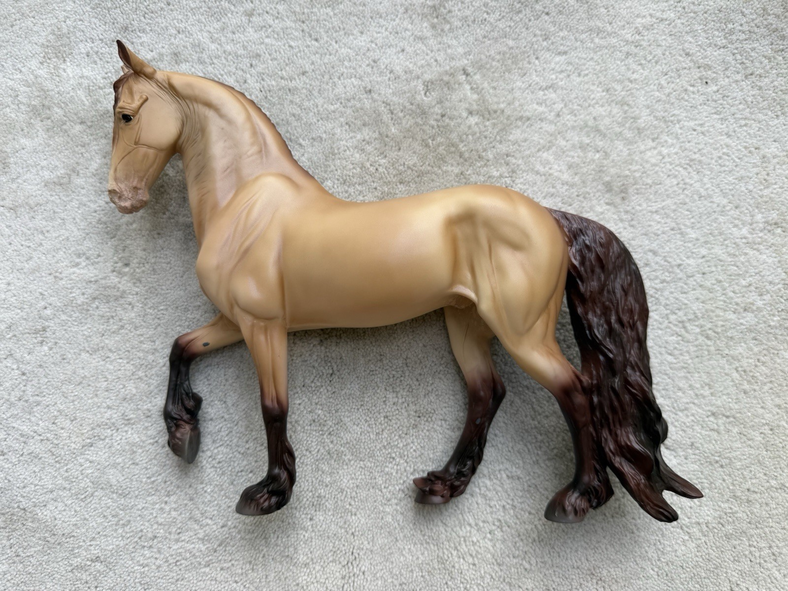 Breyer BreyerFest Horse #10770 Scandi Surprise Matte Champagne Vermeer Friesian