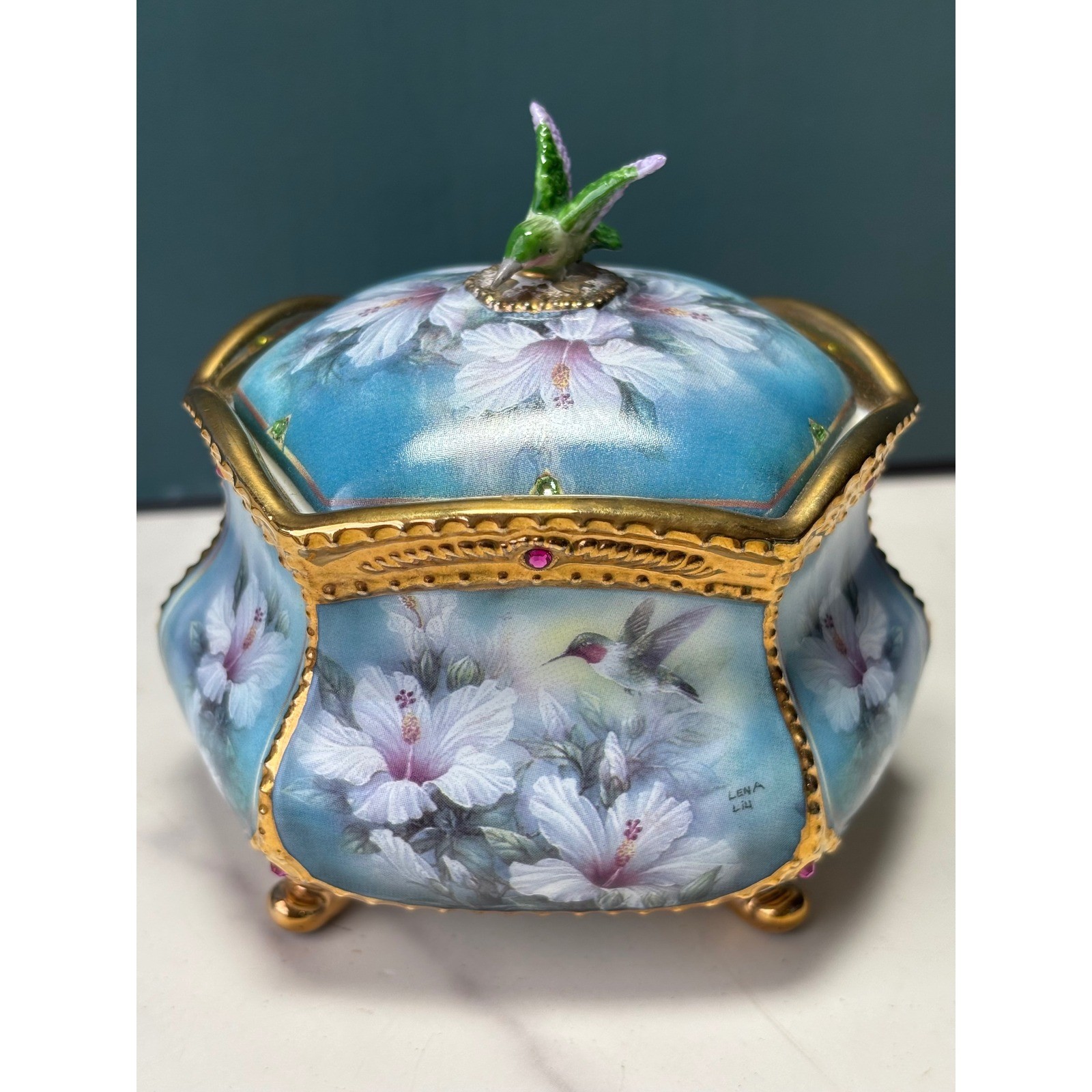 Lena Liu Ardleigh Elliott Whispering Wings Porcelain Music Box Hummingbird 2002
