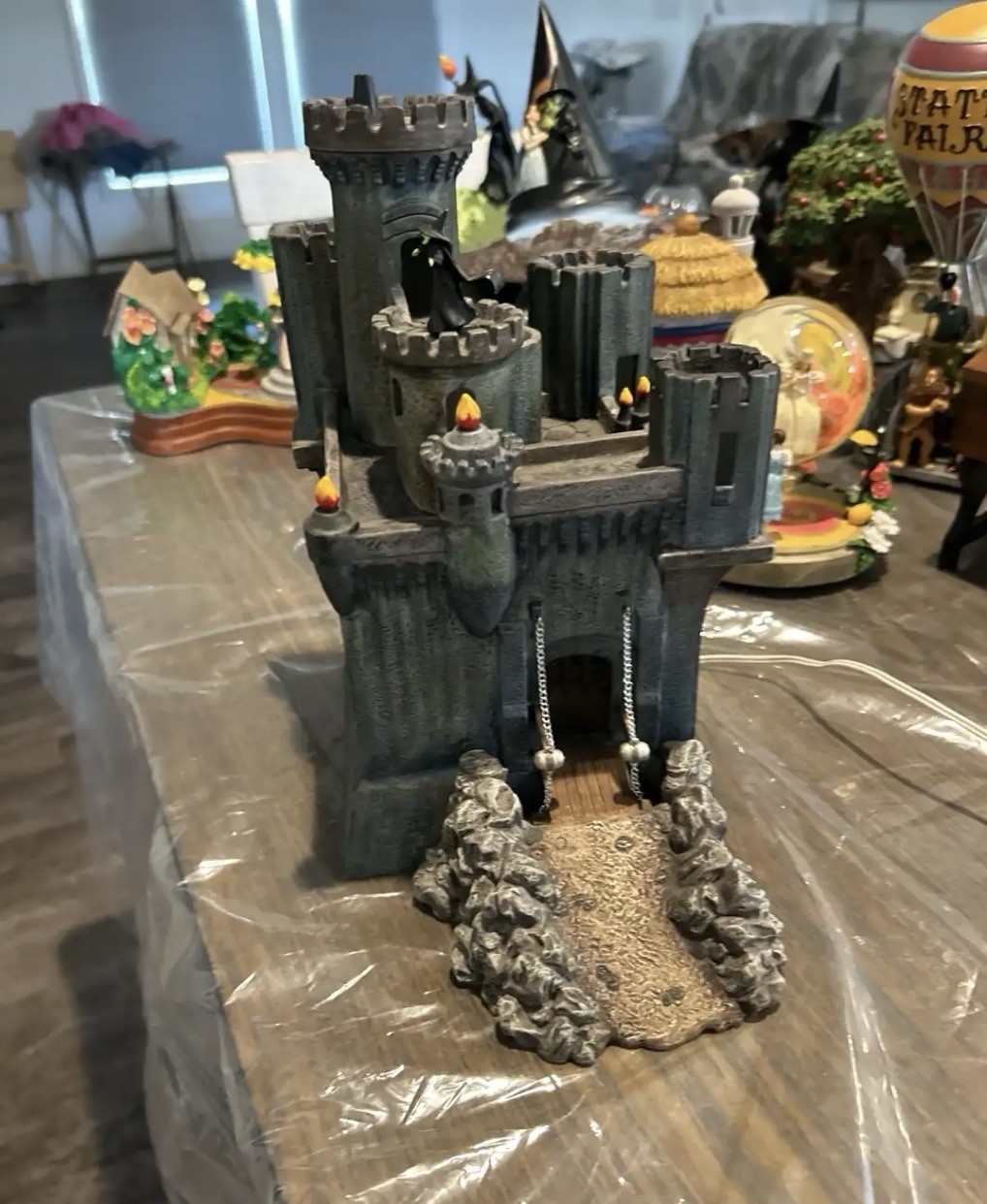 Vintage Wizard of Oz Wicked witch castle. Witch/monkey rotat see description pls