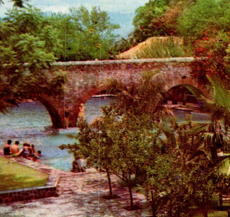 * VTG Chrome Postcard Hotel Hacienda Vista Hermosa Tequesquitengo Mexico c1956