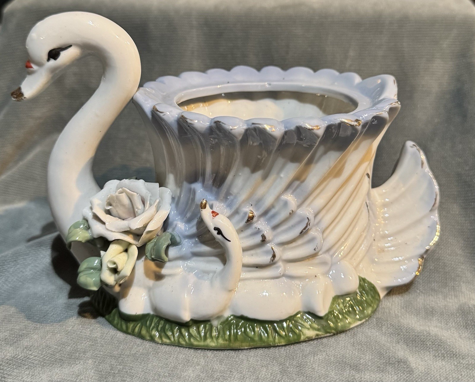 Vintage White Ceramic Swan Planter Glossy Indoor Decorative Collectible