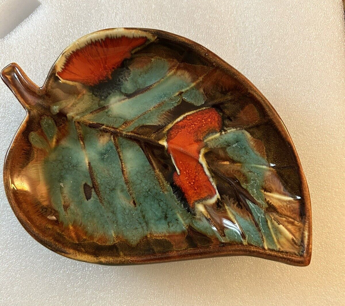 Vintage Dryden Hot Springs Arkansas Pottery Leaf Drip Glaze Candy Dish EUC