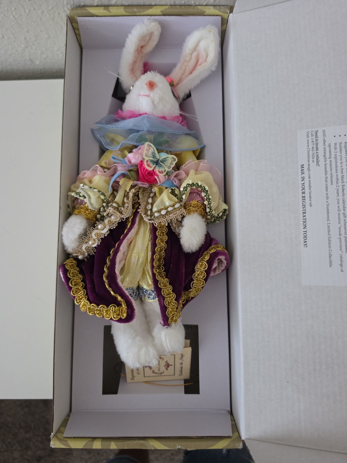 Mark Roberts Mr And Mrs Cotton Tail Rabbit Small, 13 Inches, pair ADORABLE Mark Roberts Mr And Mrs Cotton Tail Rabbit Small, 13 Inches, pair ADORABLE