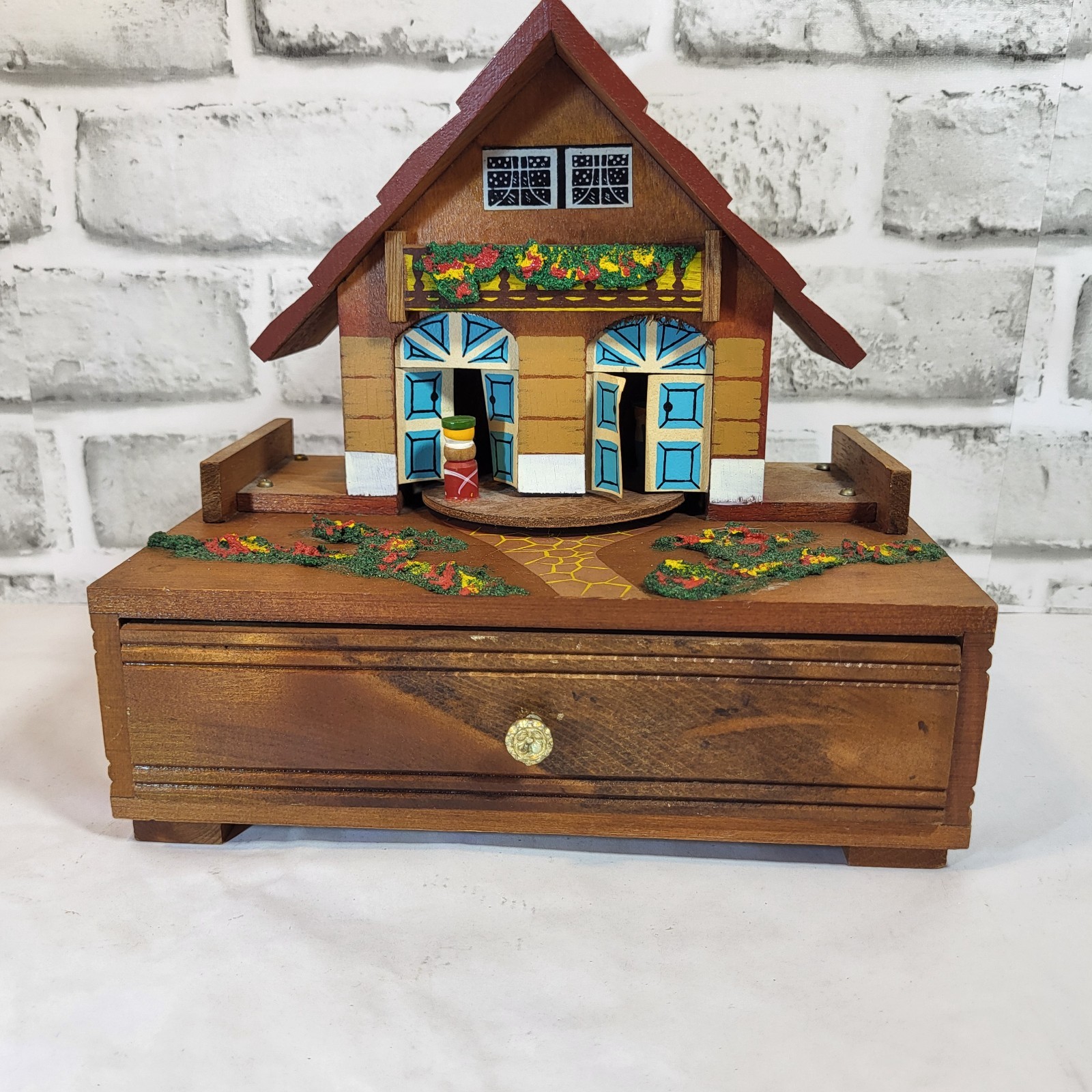 Vintage M.I.M. Lador Wood Music/Jewelry Box Swiss Chalet Japan 1960s