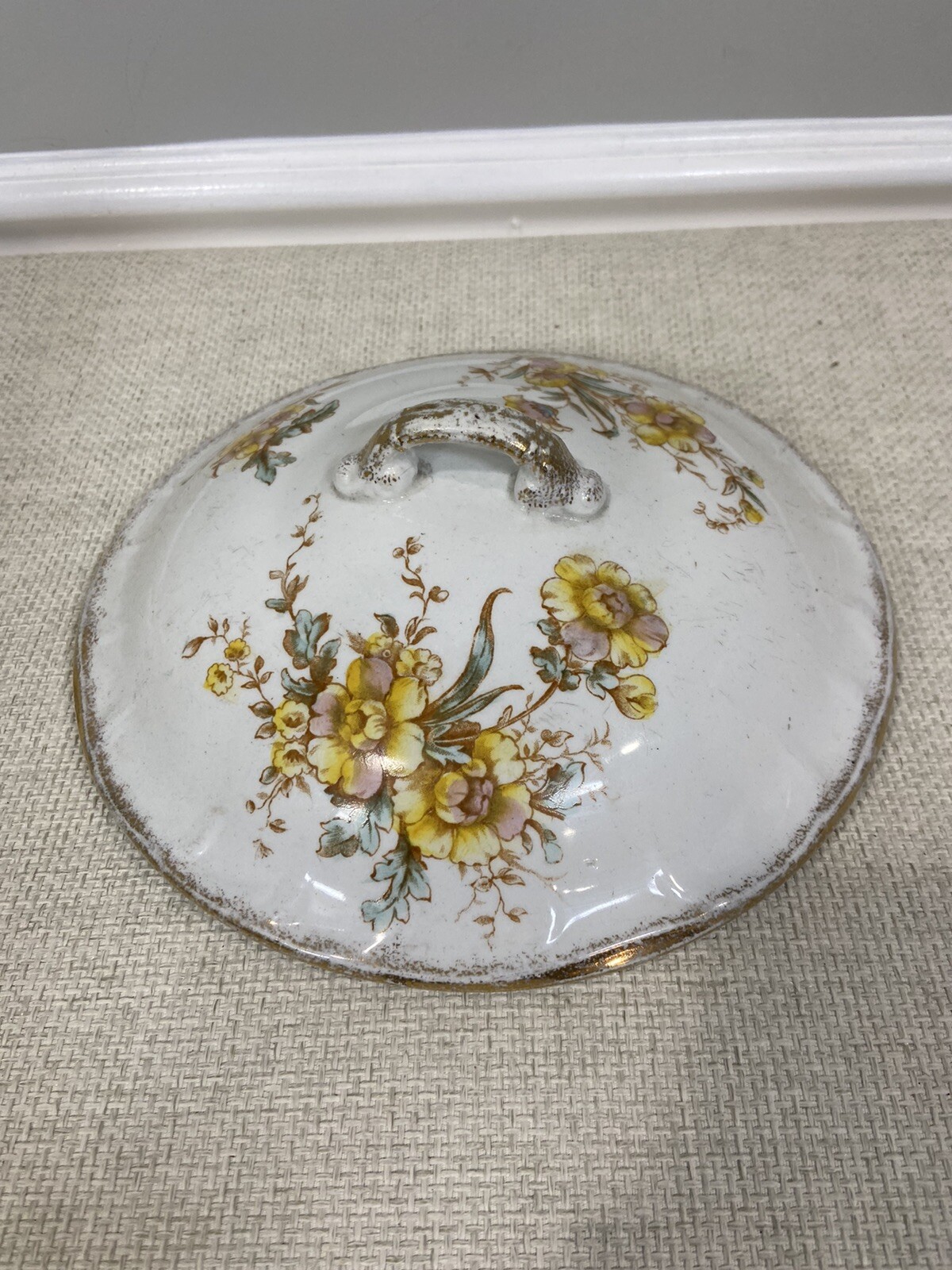ANTIQUE ~ MADDOCKS LAMBERTON WORKS ~ ROYAL PORCELAIN ~ 9.5 \