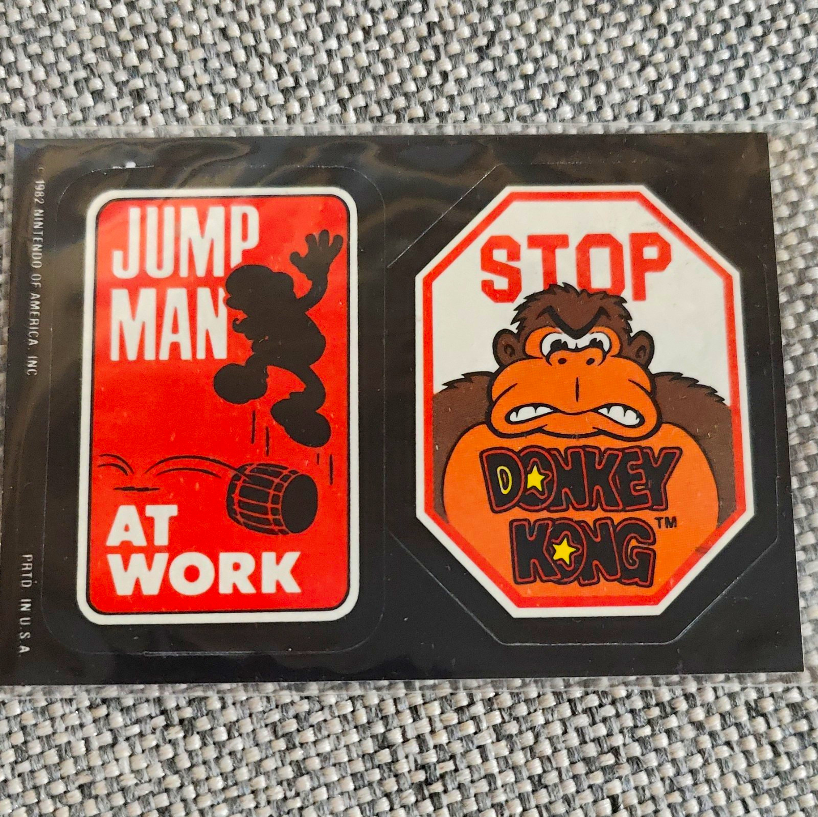 Jump Man at Work, Stop Donkey Kong - 1982 Topps Donkey Kong - DONT MISS THIS