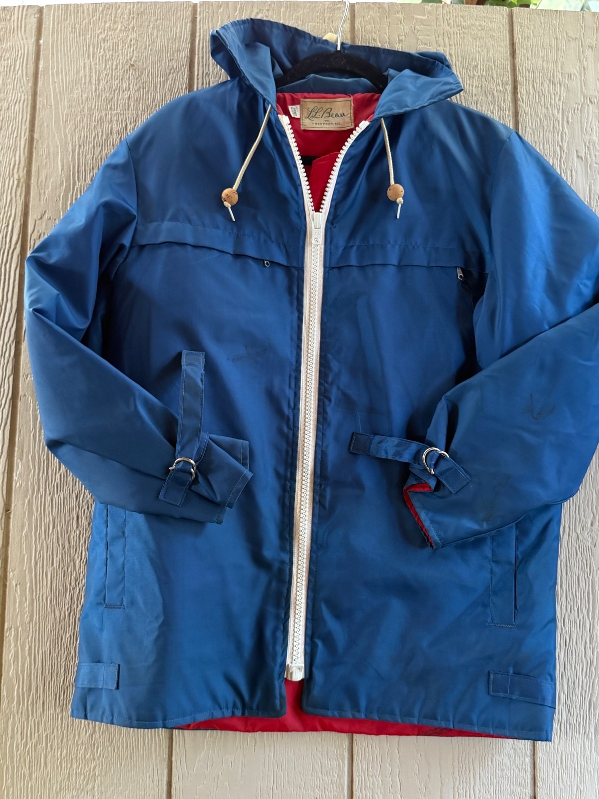 Vintage L.L.Bean Blue Hooded Windbreaker Jacket – Red Lined Vintage L.L.Bean Blue Hooded Windbreaker Jacket – Red Lined