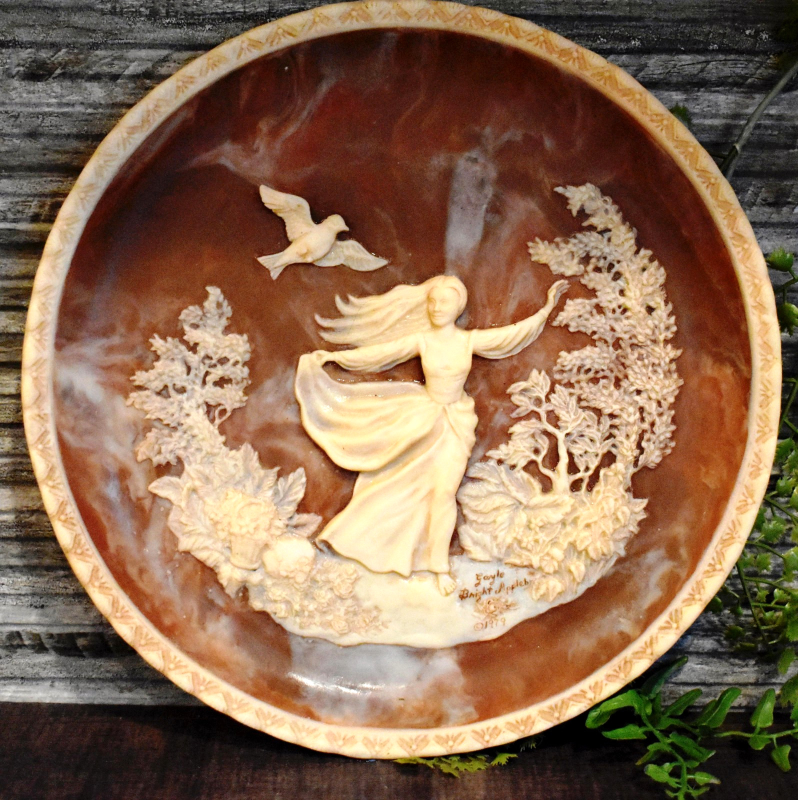 Vintage INCOLAY STUDIOS Art Plate Gayle Bright Appleby 'To a Skylark' #00330