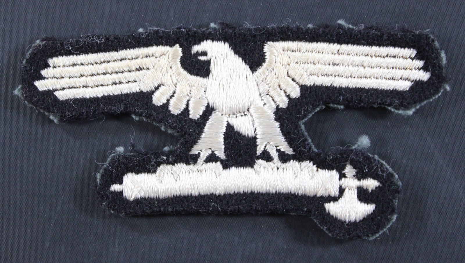 π¦
WWII German-Italian Waffen Elite EM Sleeve Eagle β Combat Uniform Insignia π¦
WWII German-Italian Waffen Elite EM Sleeve Eagle β Combat Uniform Insignia