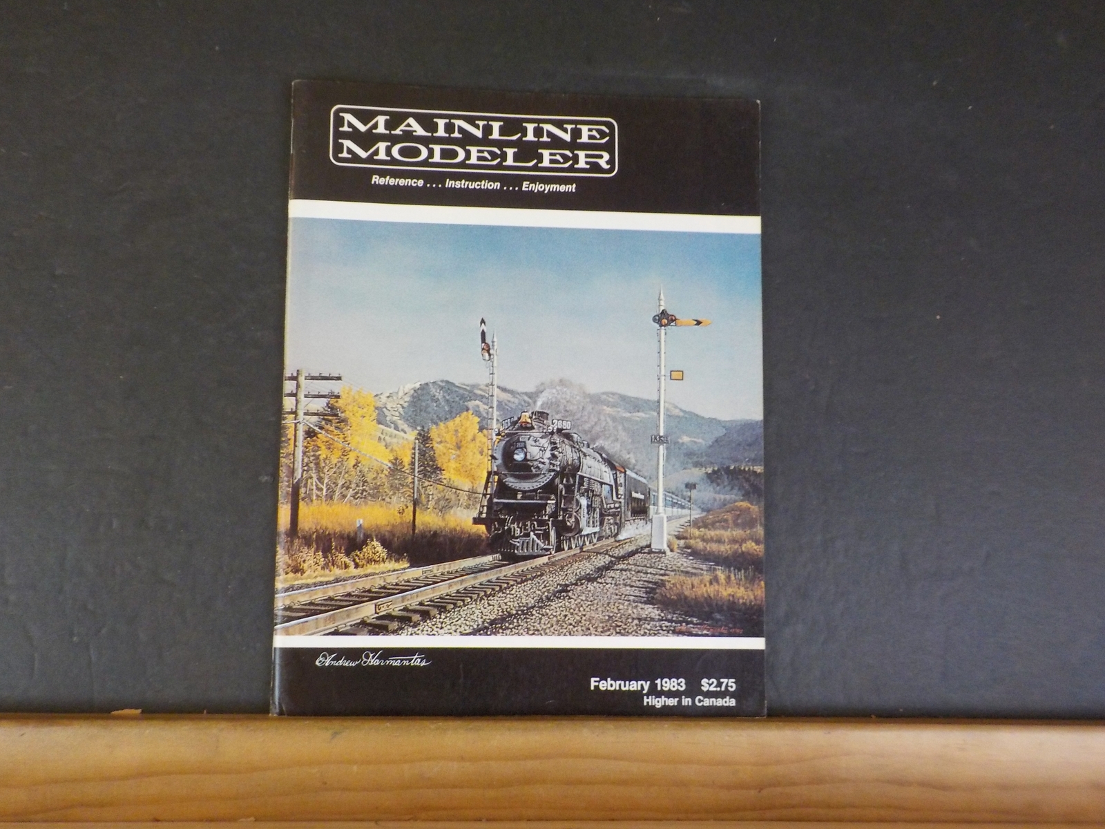 Mainline Modeler 1983 February AT&SF Maintenance of Way Crane Diesel inspection
