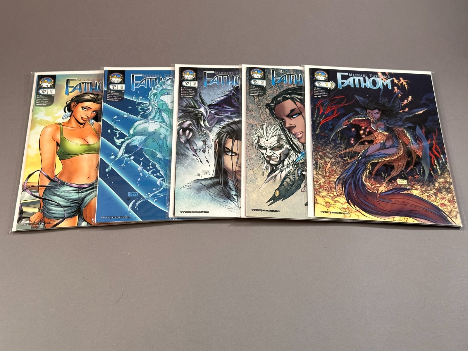 10 Aspen Comics Fathom #1a, 2a, 3a, 4d, 5a, 6a, 7a, 8a, 9a, 11a all variants