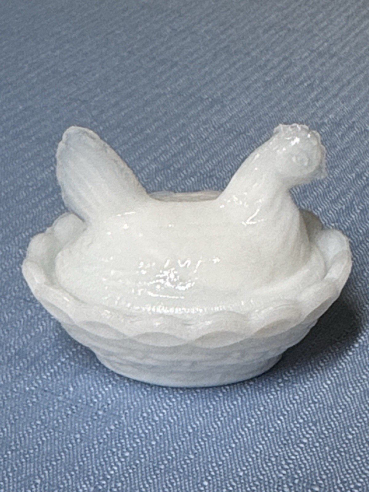 Vintage Westmoreland Hen On A Nest Miniature 2.5\