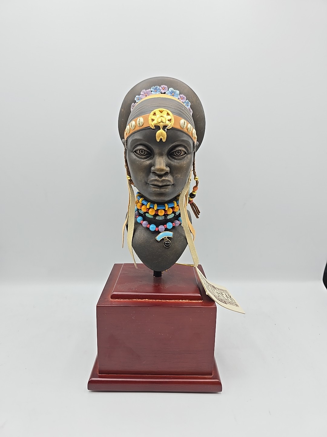 Thomas Blackshear Dark Elegance Faces of Beauty 2006 Dept 56 10.5” Figurine