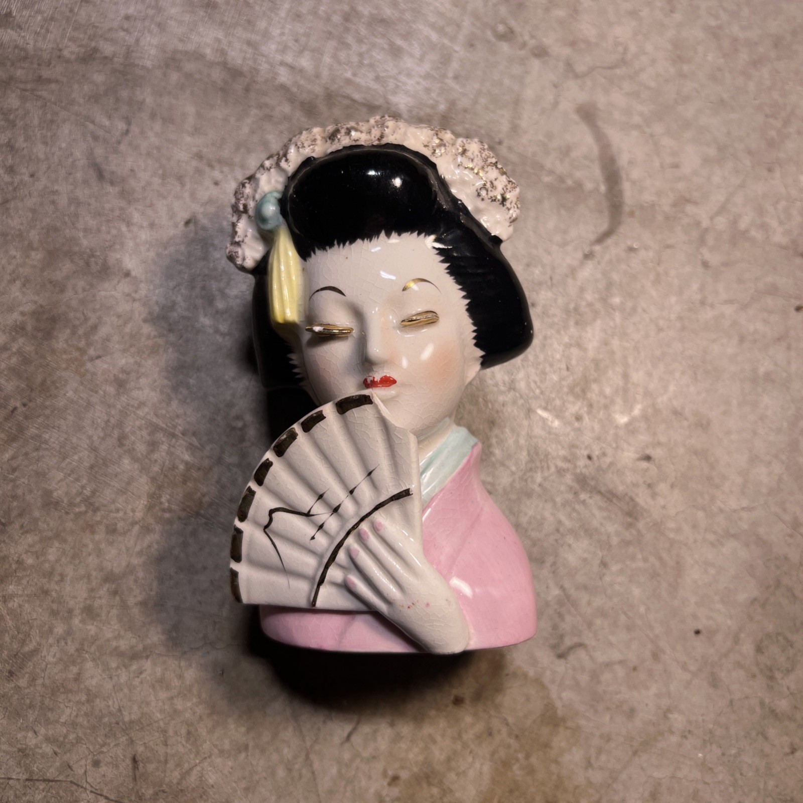 Vtg IRICE Asian Lady Head Vase Small Chip 